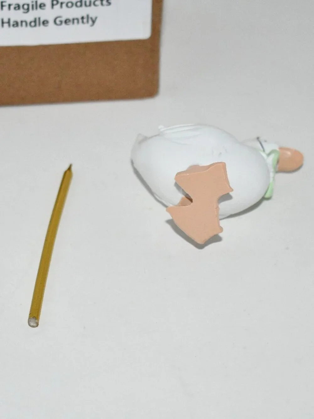 Mumufy Silly Goose Cake Candle Holder with Gold Birthday Candle, NWT Condition: